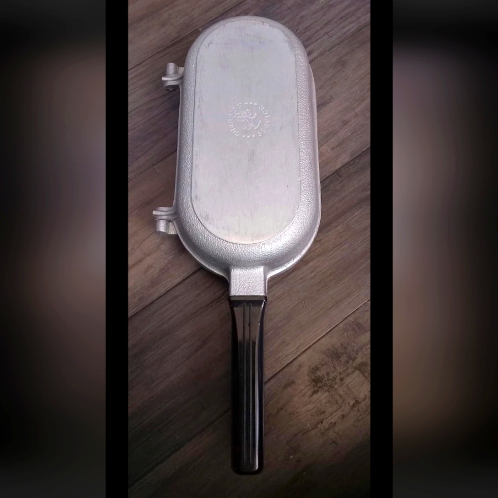 SOLD- Vintage Guardian Service Ware Double Side Omelet Fry Pan Skillet Aluminum